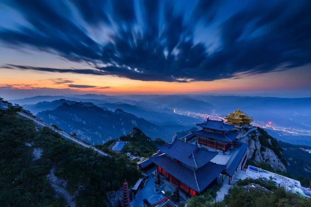 中原沃土，河南——历史文化的瑰宝与现代建设的先锋